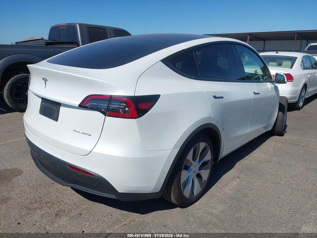 7SAYGDEE4RF059824 2024 TESLA MODEL Y photo no. 4