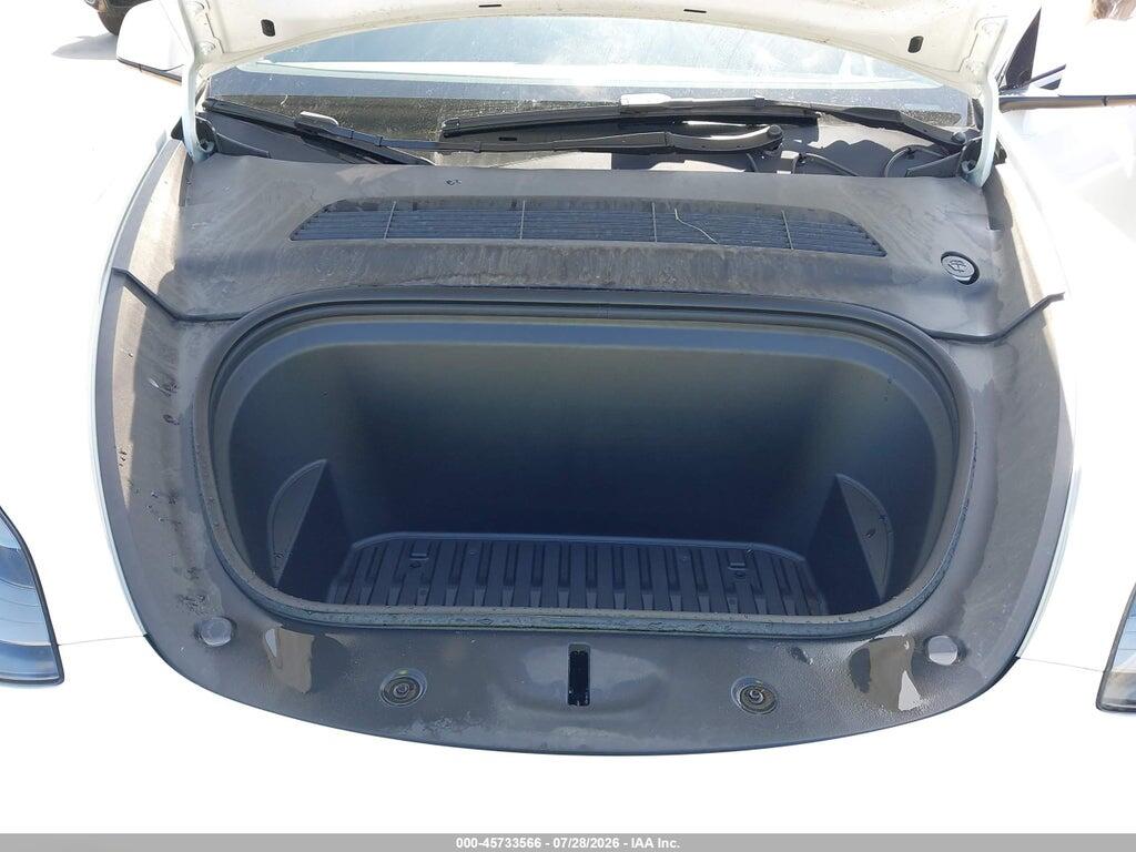 7SAYGDED9RF083429 2024 TESLA MODEL Y photo no. 10