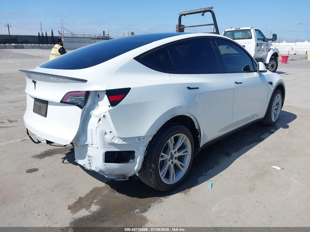 7SAYGDED9RF083429 2024 TESLA MODEL Y photo no. 4