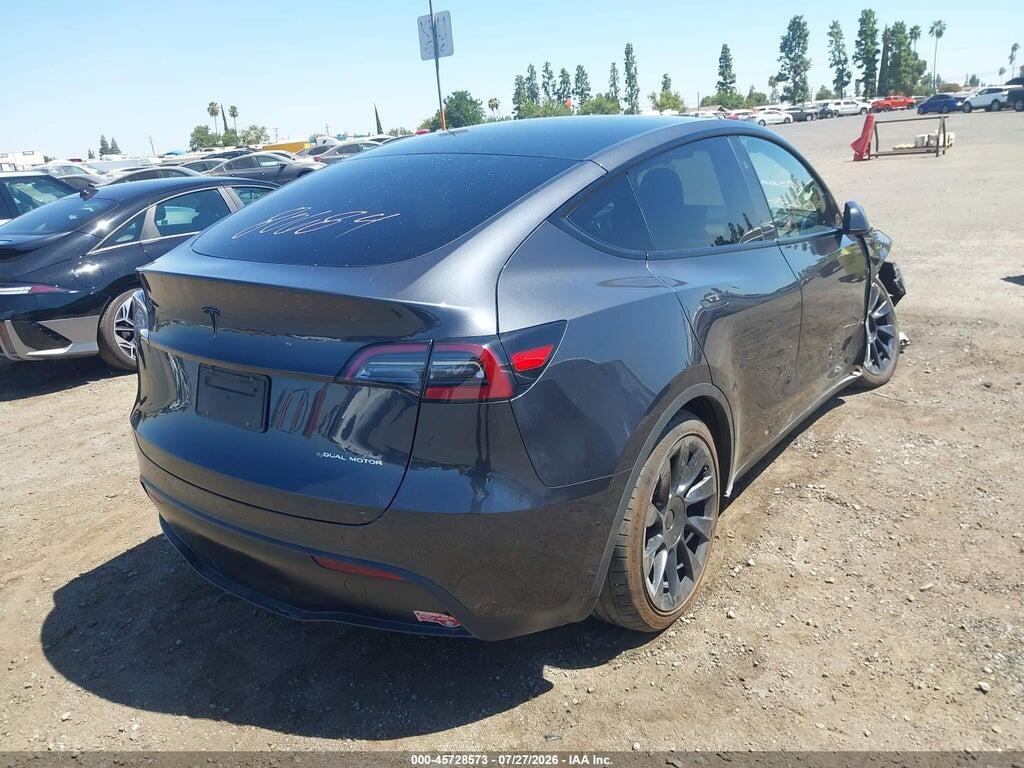 7SAYGDEE0RF025931 2024 TESLA MODEL Y photo no. 4