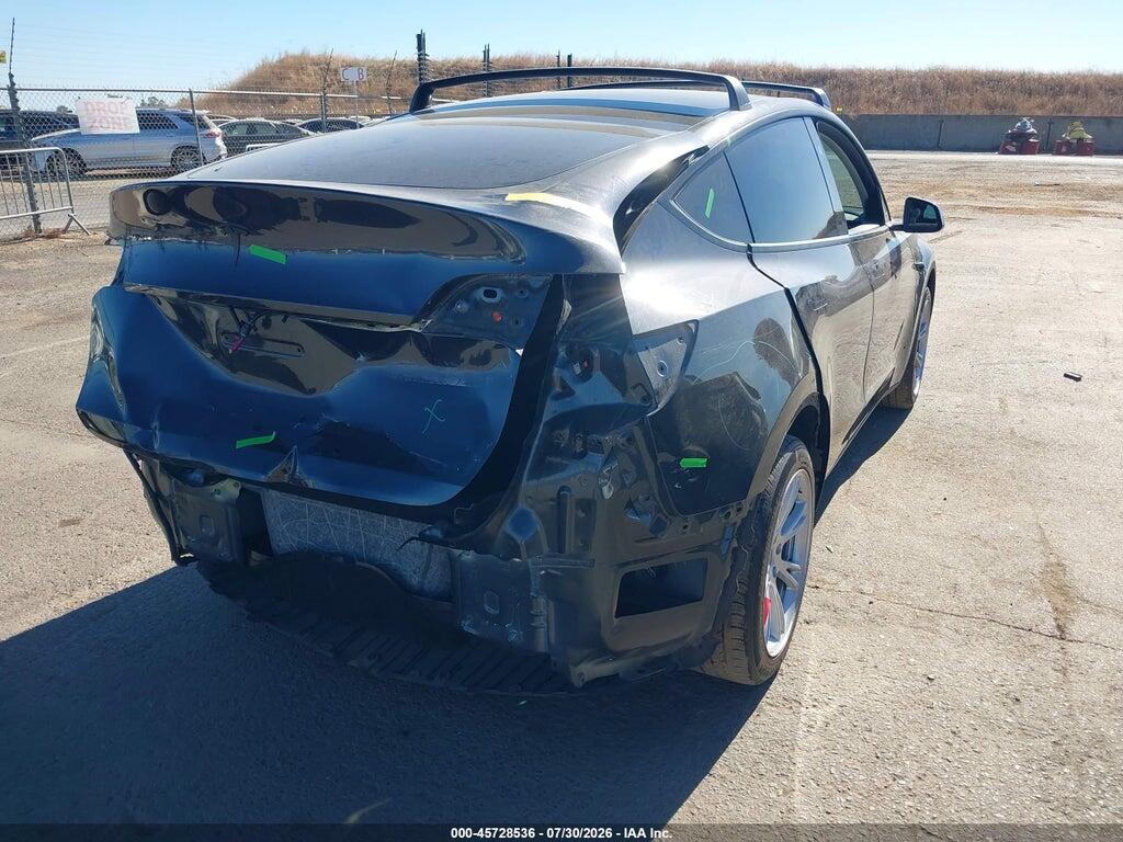 7SAYGDED9RF038314 2024 TESLA MODEL Y photo no. 4