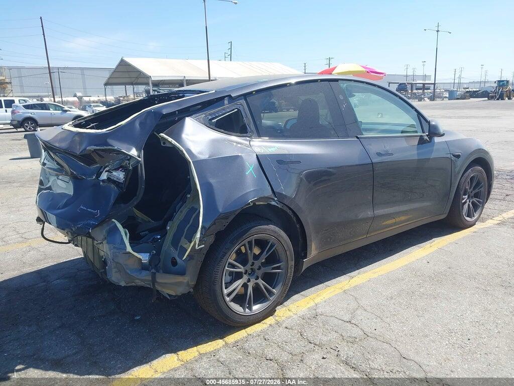 7SAYGDEEXRF181295 2024 TESLA MODEL Y photo no. 4