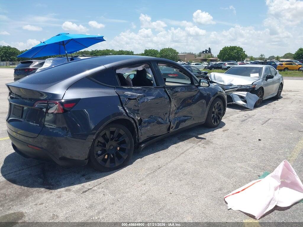 7SAYGDEE2RA255659 2024 TESLA MODEL Y photo no. 4