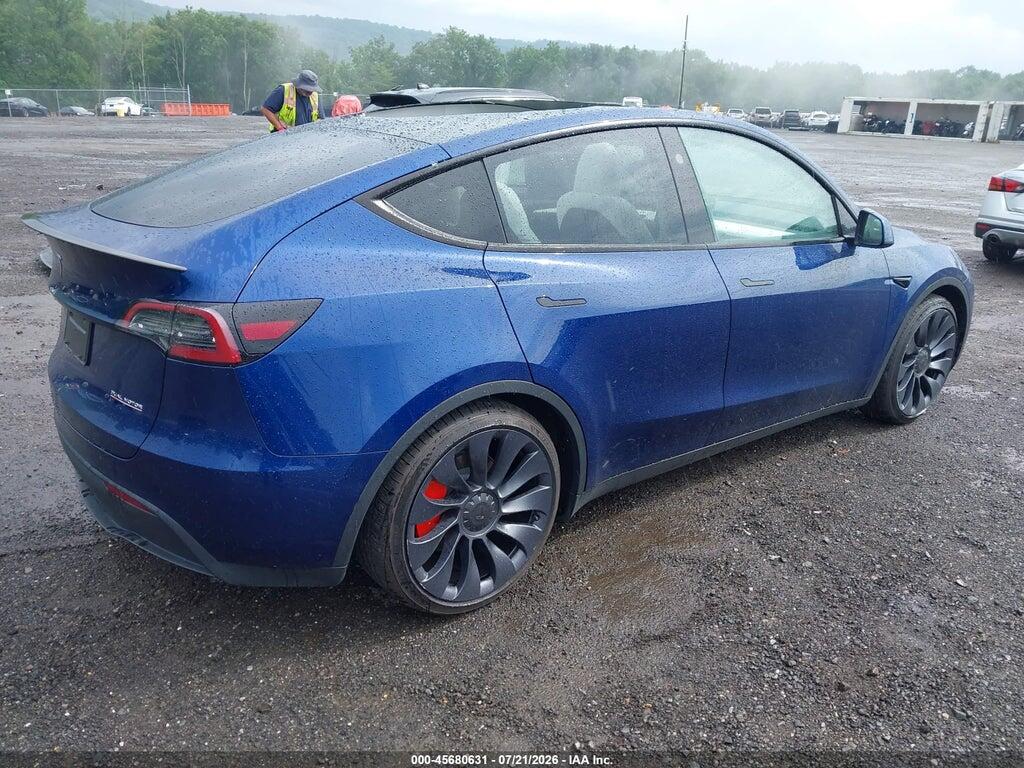 7SAYGDEF3RA268218 2024 TESLA MODEL Y photo no. 4