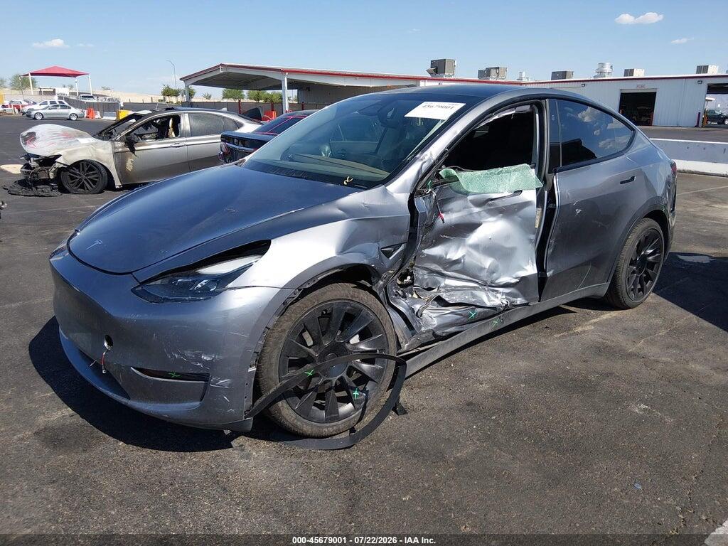 7SAYGAEEXRF204685 2024 TESLA MODEL Y photo no. 2