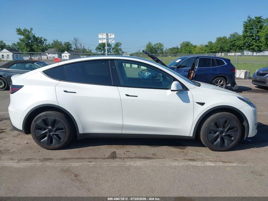 7SAYGDEE9RF152273 2024 TESLA MODEL Y photo no. 12