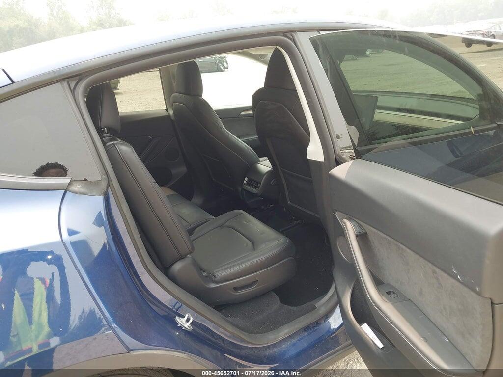 7SAYGAEE7RF111297 2024 TESLA MODEL Y photo no. 8