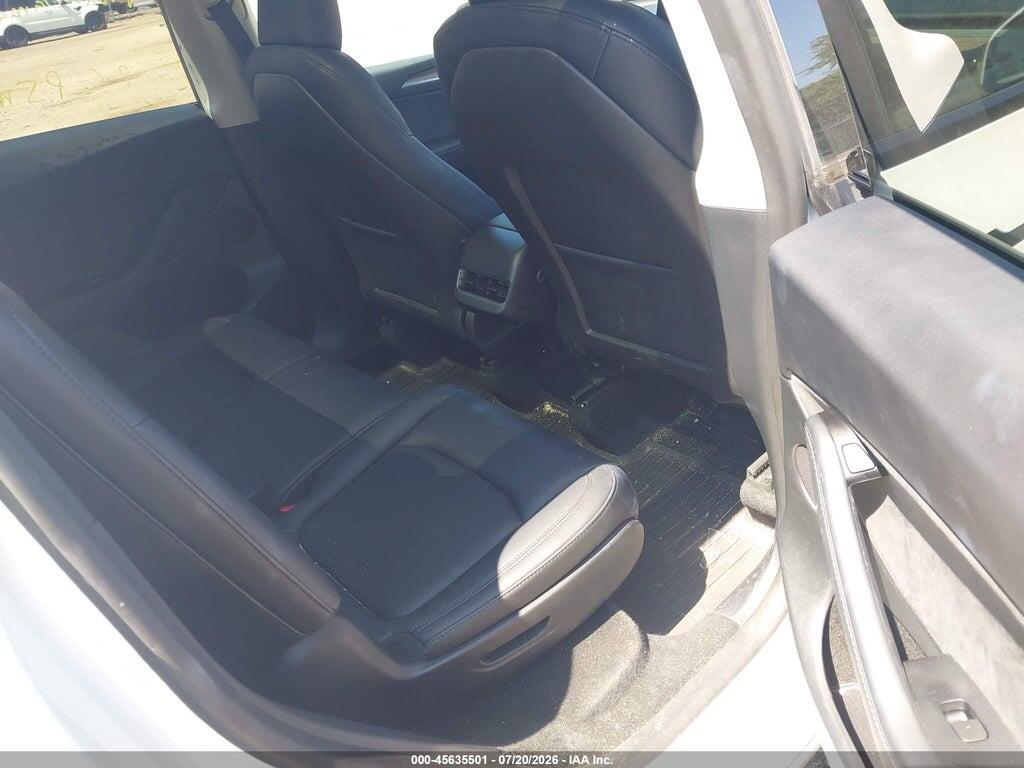 7SAYGAEE1RF204462 2024 TESLA MODEL Y photo no. 8