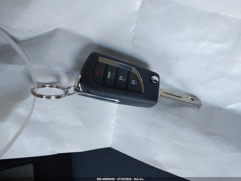 JTDBCMFE2T3143559 2026 TOYOTA COROLLA HYBRID photo no. 11