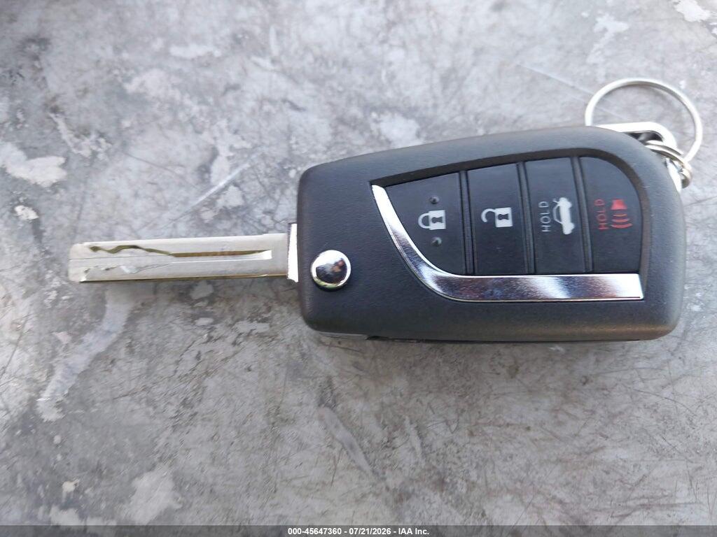 JTDBCMFE7T3137689 2026 TOYOTA COROLLA HYBRID photo no. 11