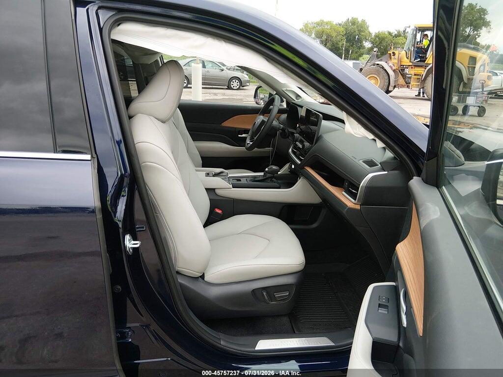 5TDACAB54TS110755 2026 TOYOTA GRAND HIGHLANDER HYBRID photo no. 5