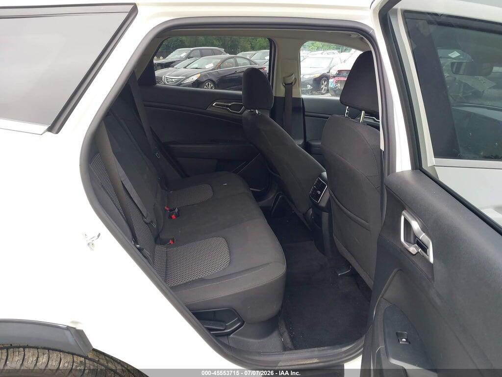 KNDPUCAG5P7024344 2023 KIA SPORTAGE HYBRID photo no. 8