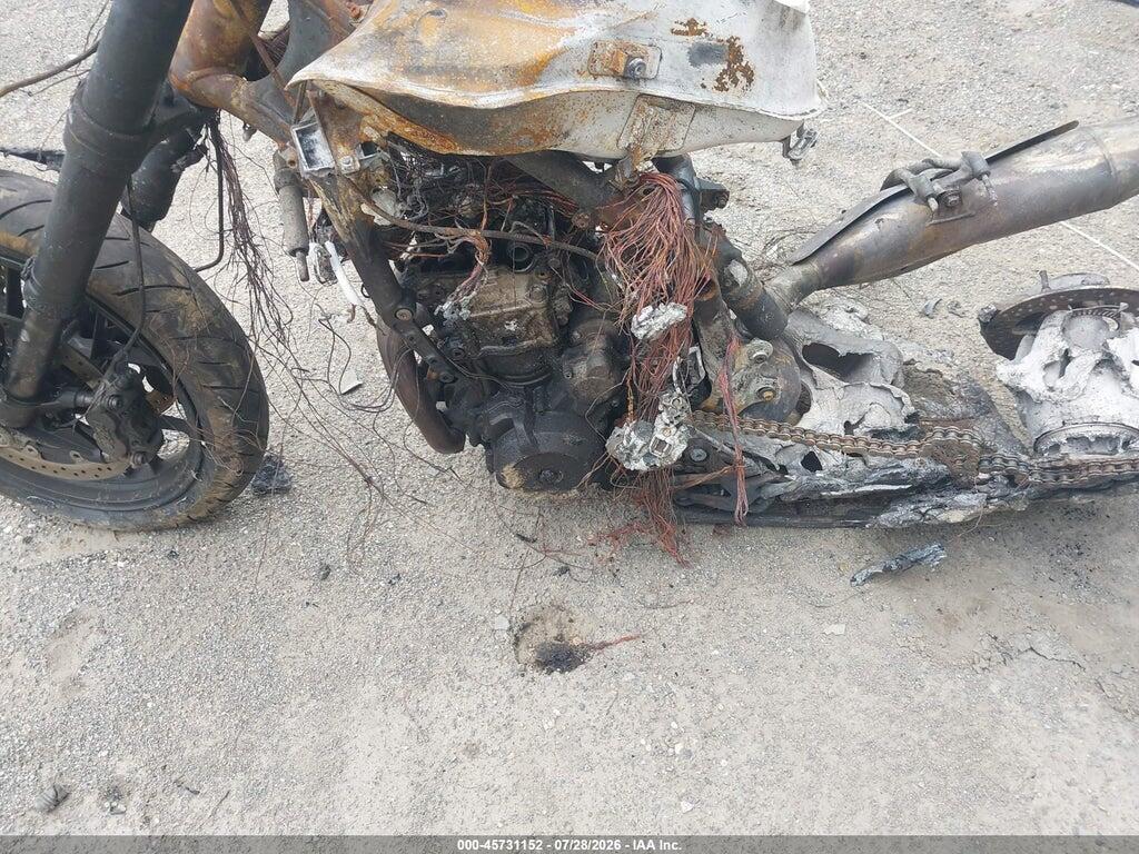 LCETU7404PH700359 2023 KTM 790 photo no. 9