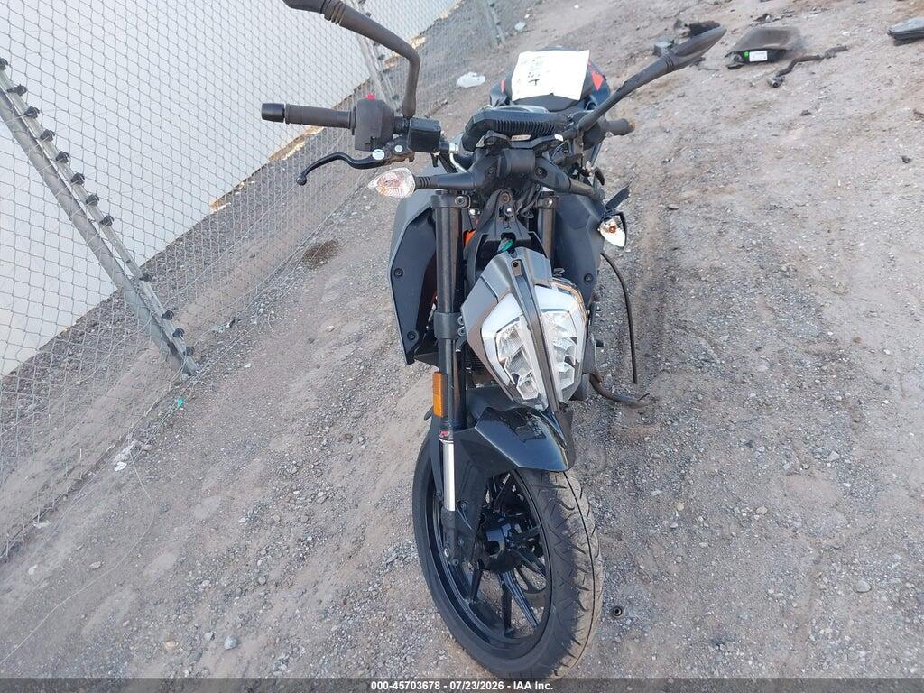 MD2JPJ400PC240944 2023 KTM 390 photo no. 5