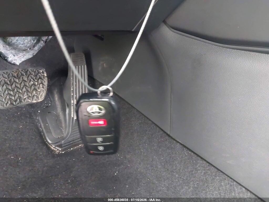 2T36DRBV6TW004615 2026 TOYOTA RAV4 photo no. 11