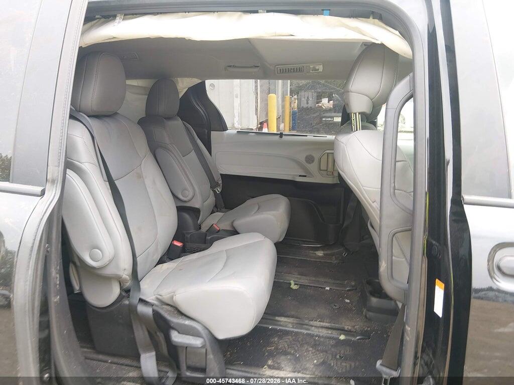 5TDYSKFC6TS231352 2026 TOYOTA SIENNA photo no. 8
