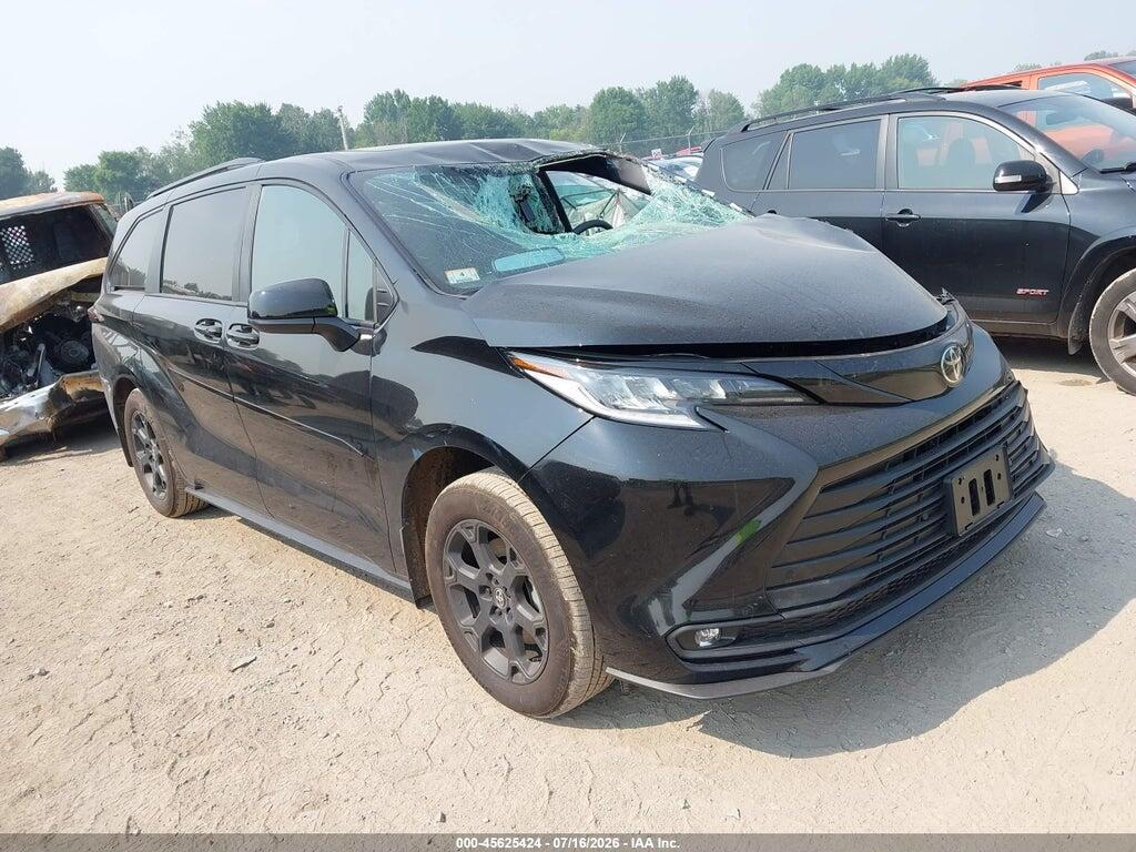 5TDCSKFC7TS255427 2026 TOYOTA SIENNA photo no. 1