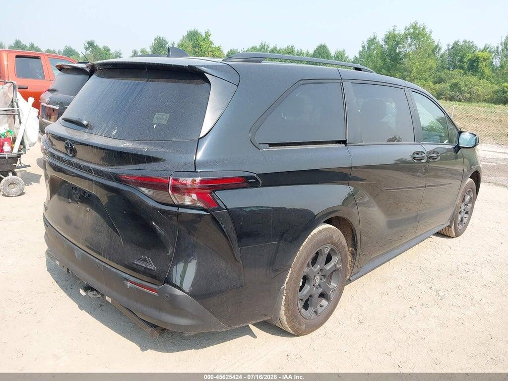 5TDCSKFC7TS255427 2026 TOYOTA SIENNA photo no. 4