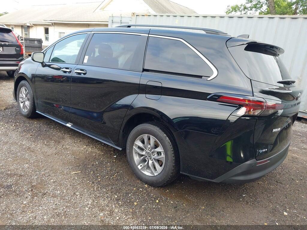 5TDYRKEC8TS331708 2026 TOYOTA SIENNA photo no. 3