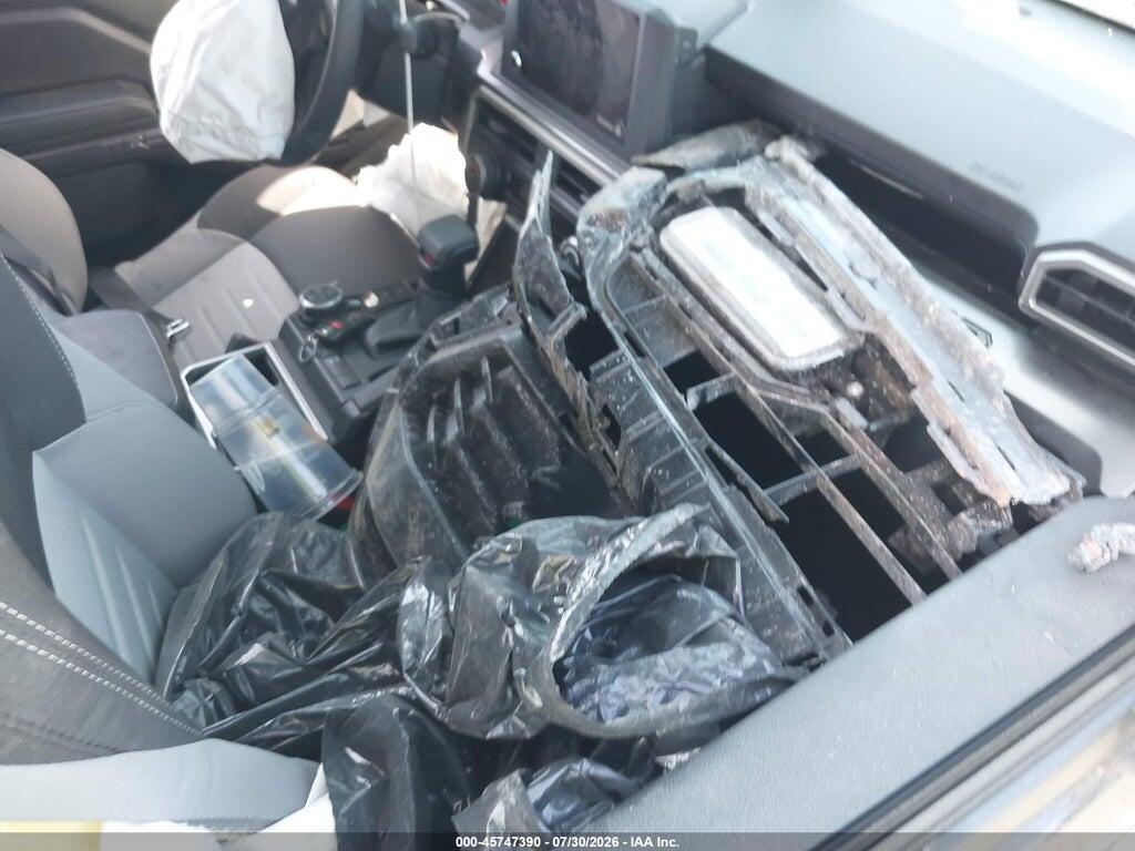 3TMLB5JN1TM264490 2026 TOYOTA TACOMA photo no. 5