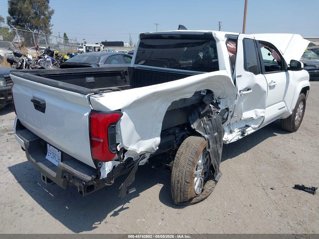 3TMKB5FN7TM068087 2026 TOYOTA TACOMA photo no. 4