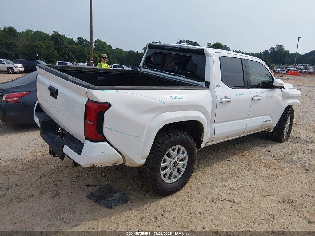 3TMLB5JN8TM232815 2026 TOYOTA TACOMA photo no. 4