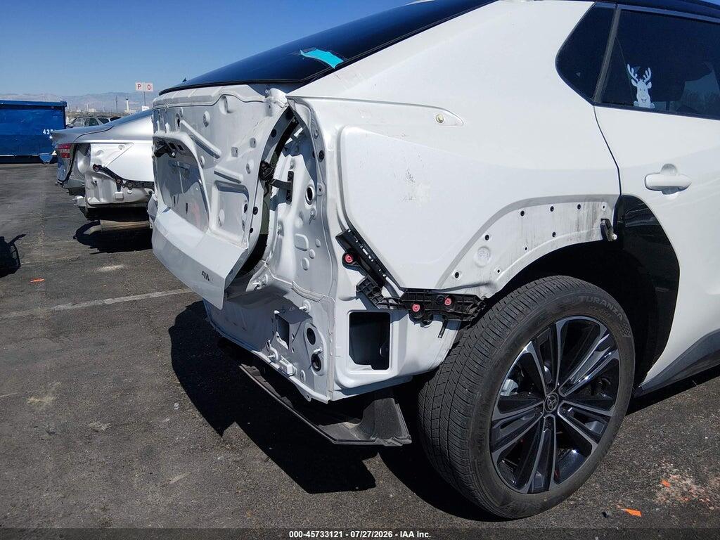 JTMABACA1RA058182 2024 TOYOTA BZ4X photo no. 6