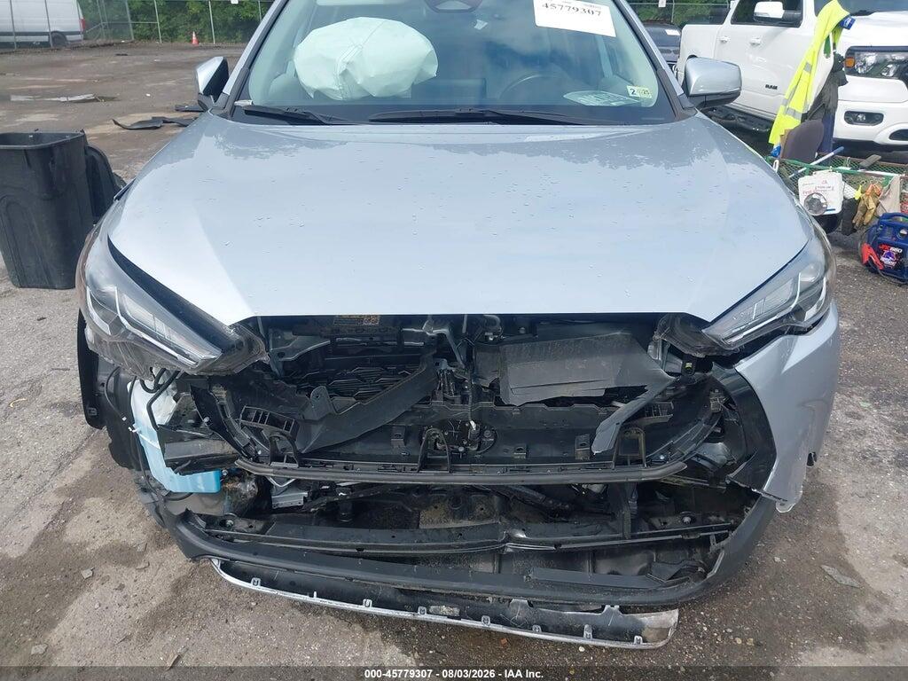 7MUCAABG0RV087179 2024 TOYOTA COROLLA CROSS photo no. 6