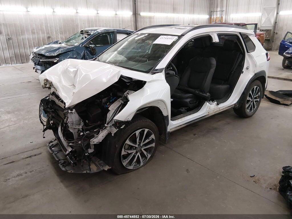 7MUDAABG1RV112949 2024 TOYOTA COROLLA CROSS photo no. 2