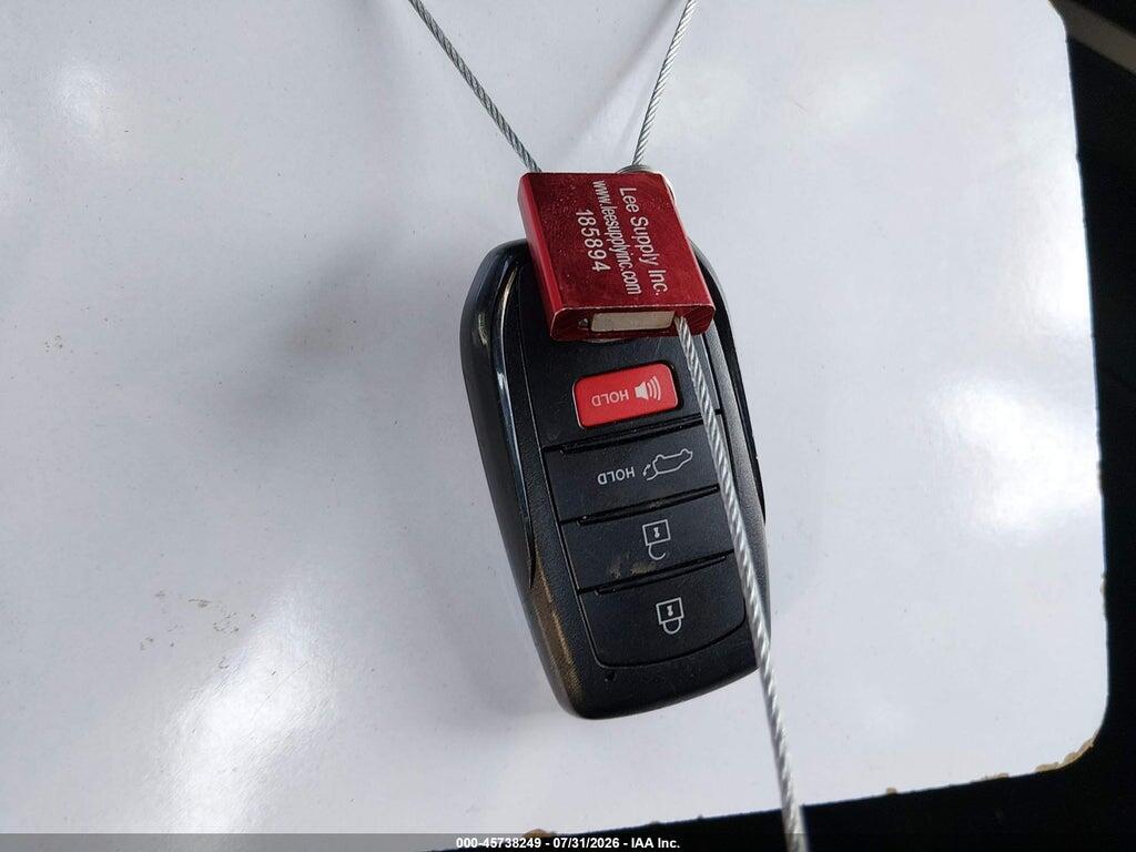 7MUDAABG0RV092306 2024 TOYOTA COROLLA CROSS photo no. 11