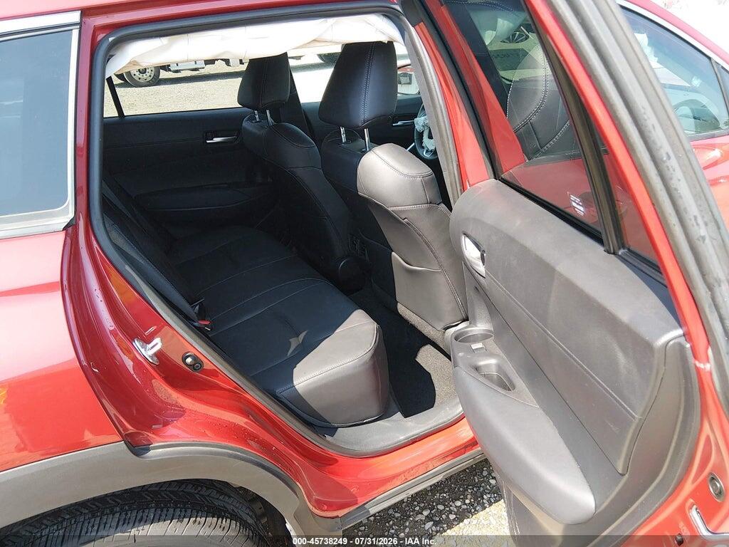 7MUDAABG0RV092306 2024 TOYOTA COROLLA CROSS photo no. 8
