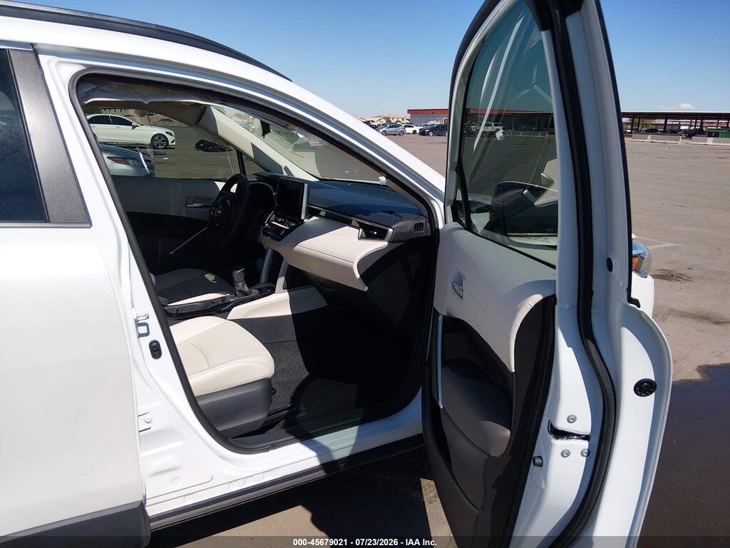 7MUDAAAG1RV096088 2024 TOYOTA COROLLA CROSS photo no. 5