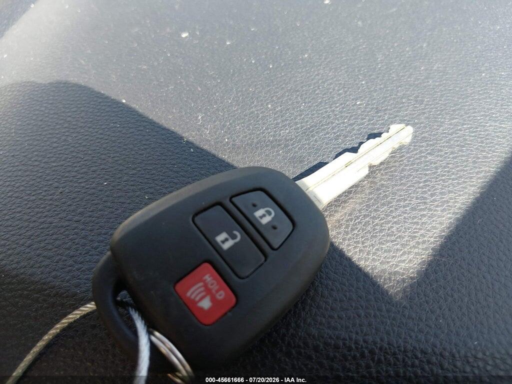 7MUAAAAG3RV106011 2024 TOYOTA COROLLA CROSS photo no. 11