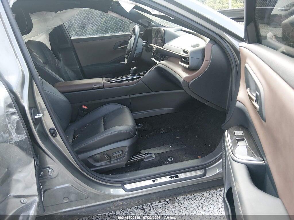 JTDAAAAF5R3018984 2024 TOYOTA CROWN photo no. 5