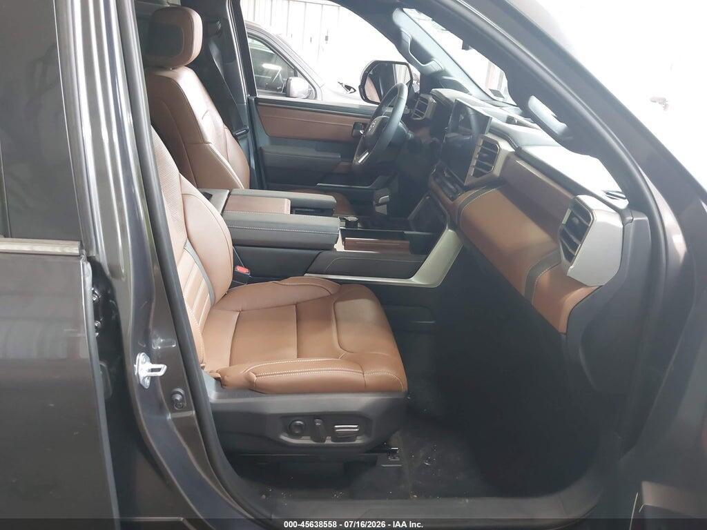 5TFMA5EC6TX052811 2026 TOYOTA TUNDRA photo no. 5