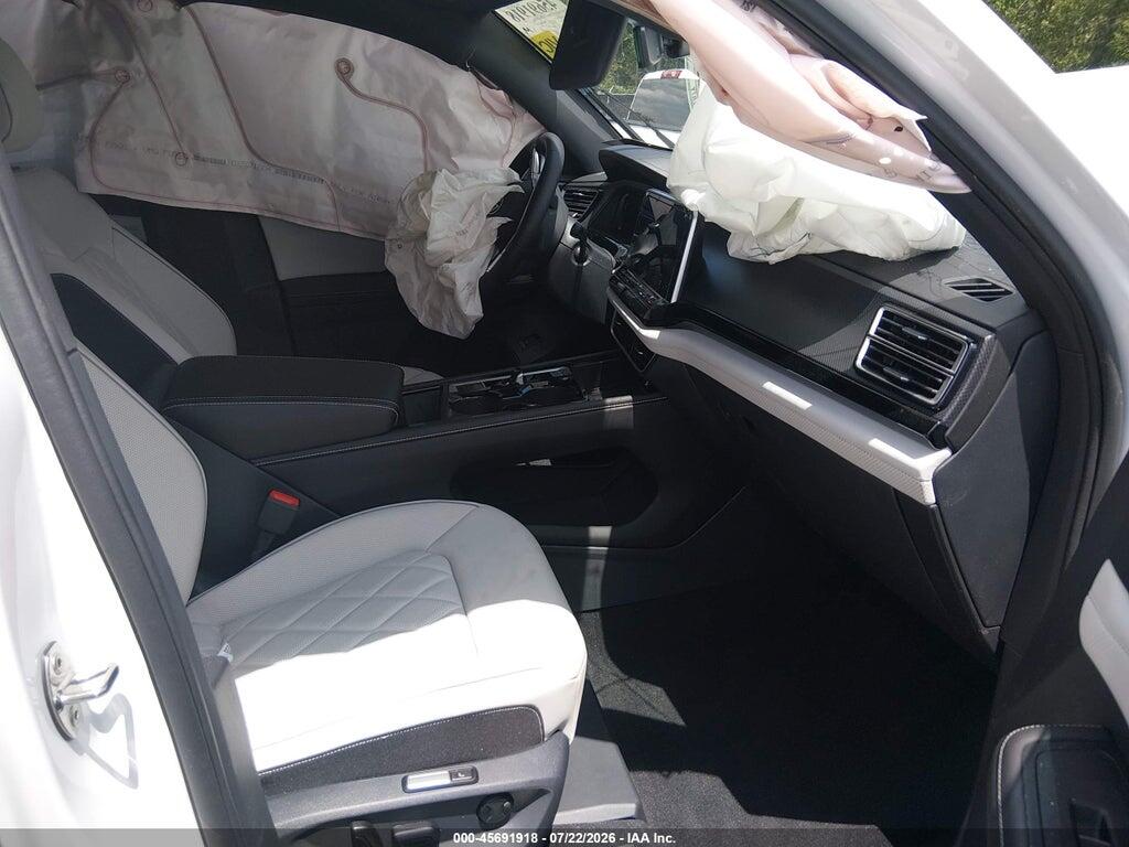 1V2FC2CA6TC213781 2026 VOLKSWAGEN ATLAS CROSS SPORT photo no. 5