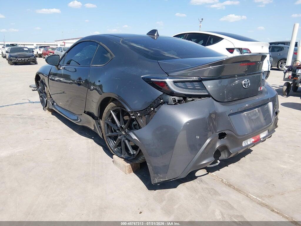 JF1ZNBE10R8757880 2024 TOYOTA GR86 photo no. 3