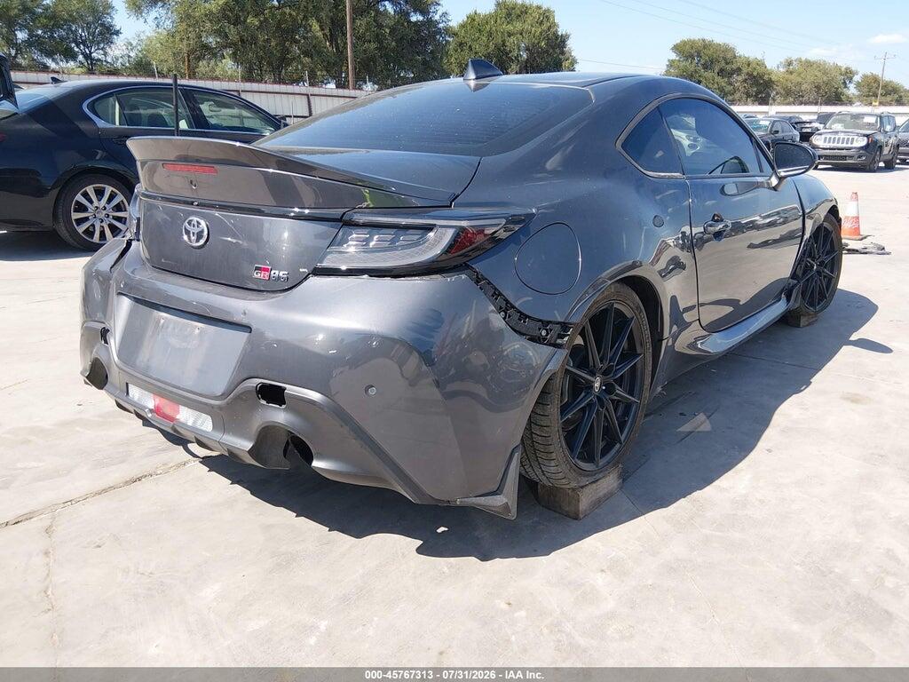 JF1ZNBE10R8757880 2024 TOYOTA GR86 photo no. 4