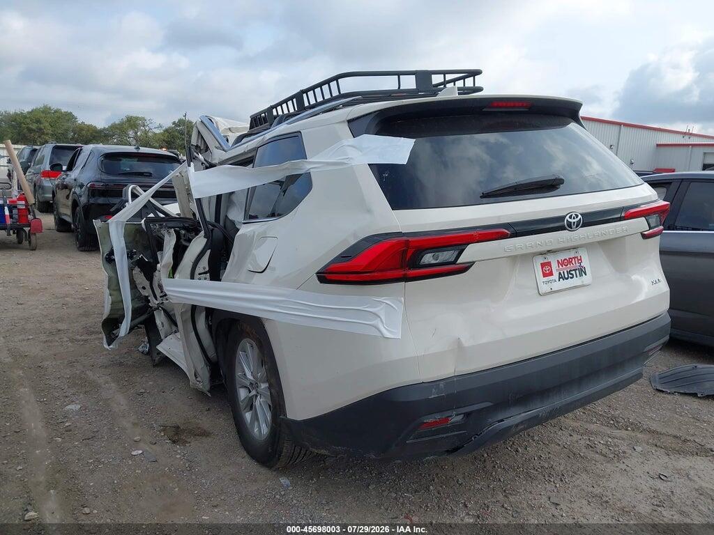 5TDAAAA5XRS002396 2024 TOYOTA GRAND HIGHLANDER photo no. 3