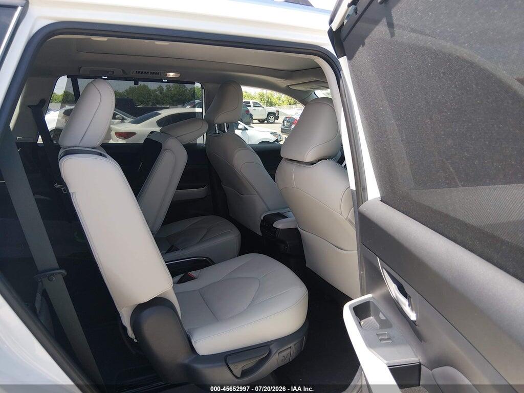 5TDAAAB59RS053953 2024 TOYOTA GRAND HIGHLANDER photo no. 8
