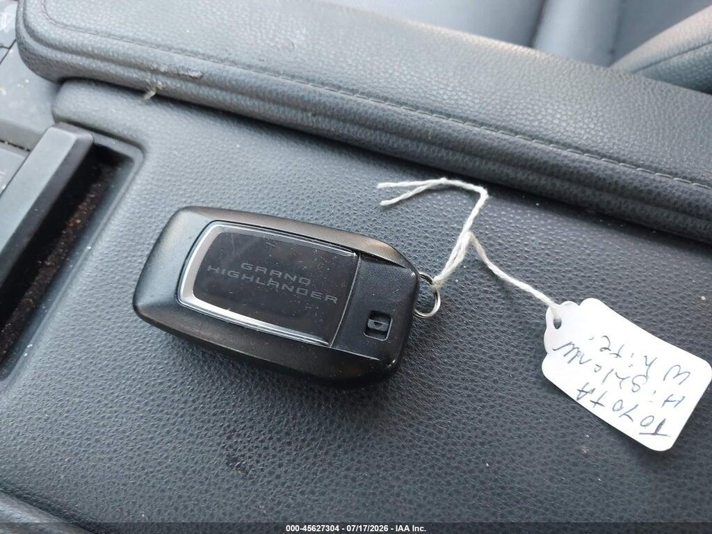 5TDAAAB57RS018666 2024 TOYOTA GRAND HIGHLANDER photo no. 11