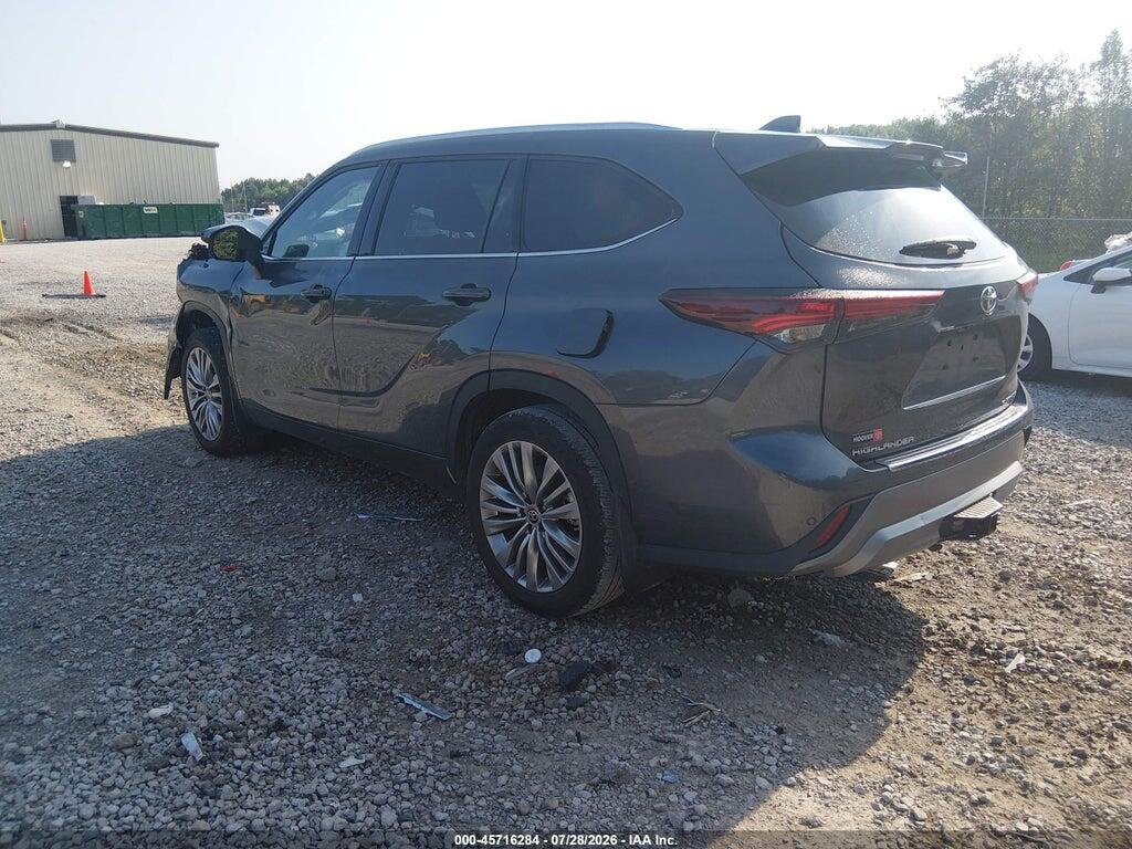 5TDKDRAH3RS536201 2024 TOYOTA HIGHLANDER photo no. 3