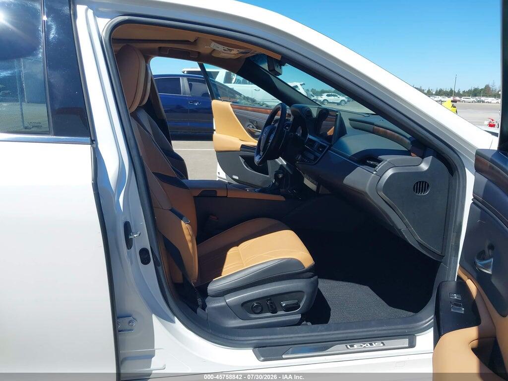 58AEA1C15PU033340 2023 LEXUS ES 300H photo no. 5