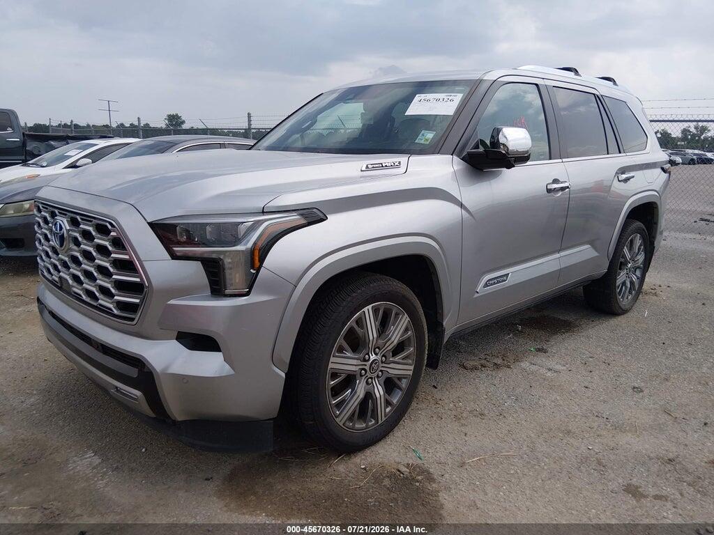 7SVAAABA2RX043956 2024 TOYOTA SEQUOIA photo no. 2
