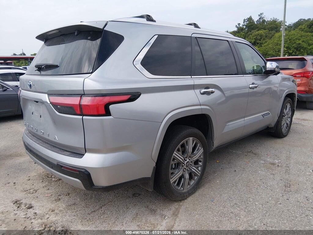 7SVAAABA2RX043956 2024 TOYOTA SEQUOIA photo no. 4