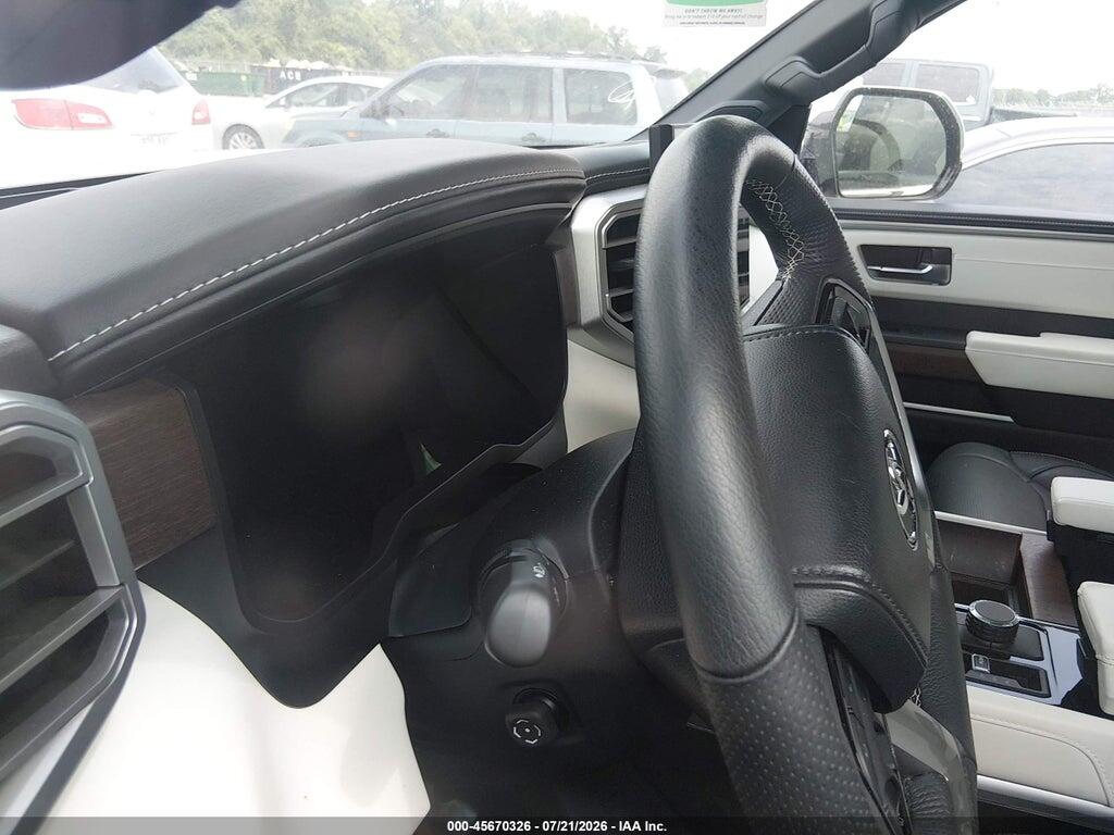 7SVAAABA2RX043956 2024 TOYOTA SEQUOIA photo no. 7