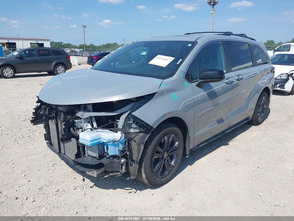 5TDDSKFC6RS109727 2024 TOYOTA SIENNA photo no. 2
