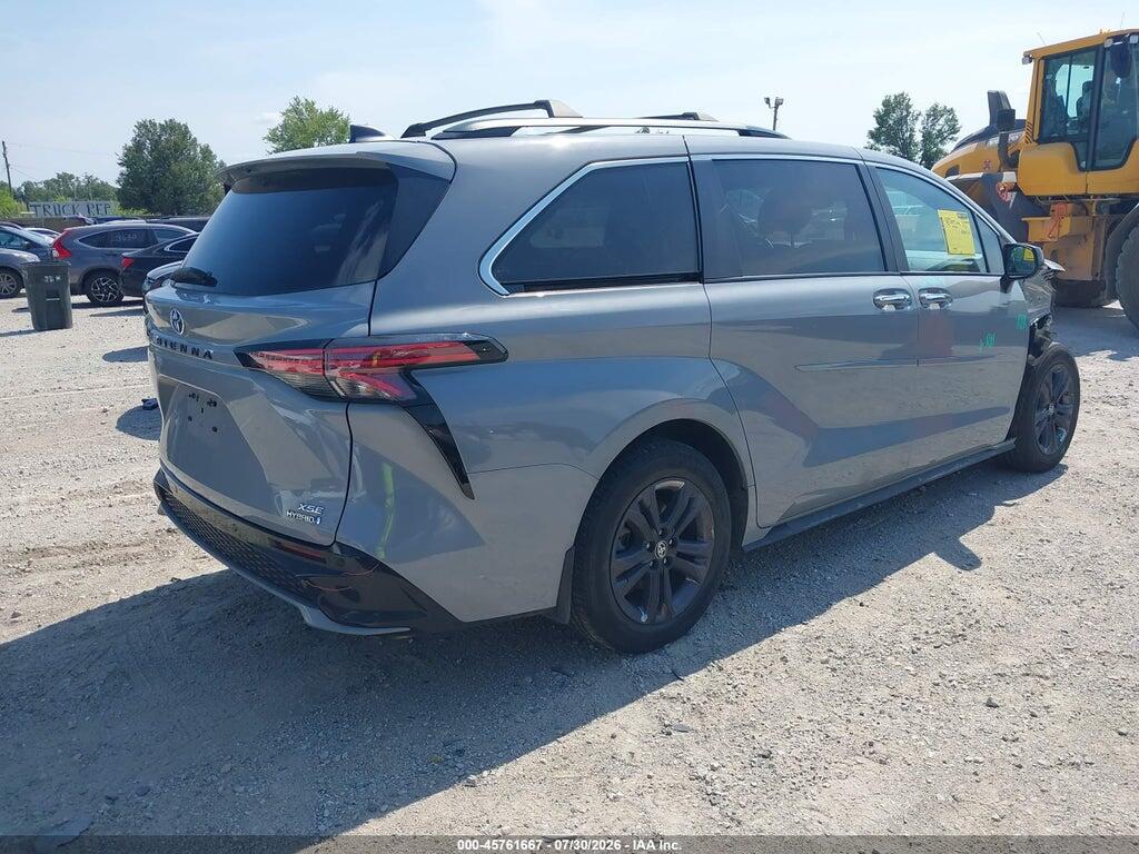 5TDDSKFC6RS109727 2024 TOYOTA SIENNA photo no. 4