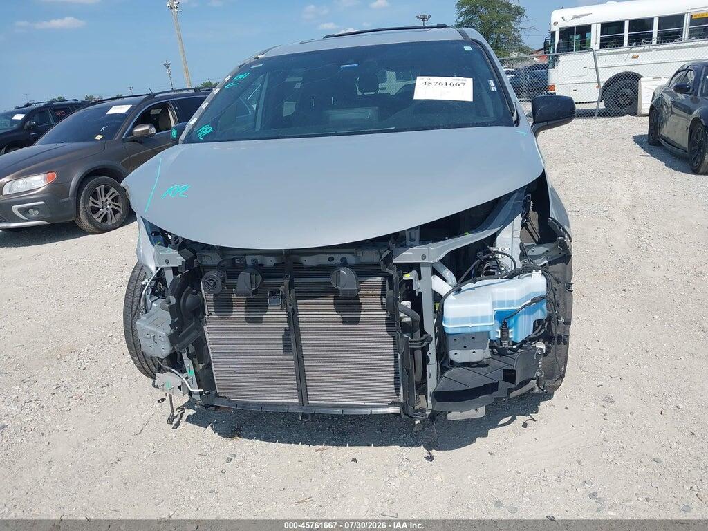 5TDDSKFC6RS109727 2024 TOYOTA SIENNA photo no. 6
