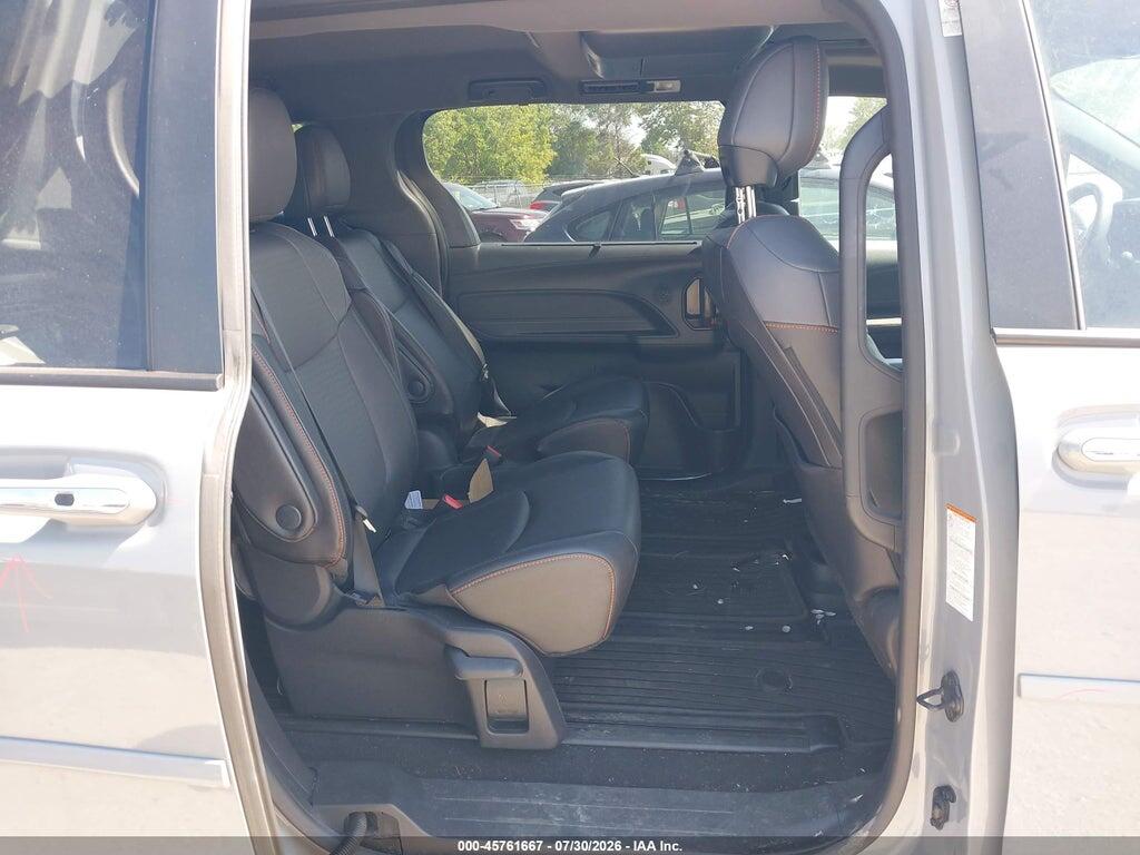 5TDDSKFC6RS109727 2024 TOYOTA SIENNA photo no. 8